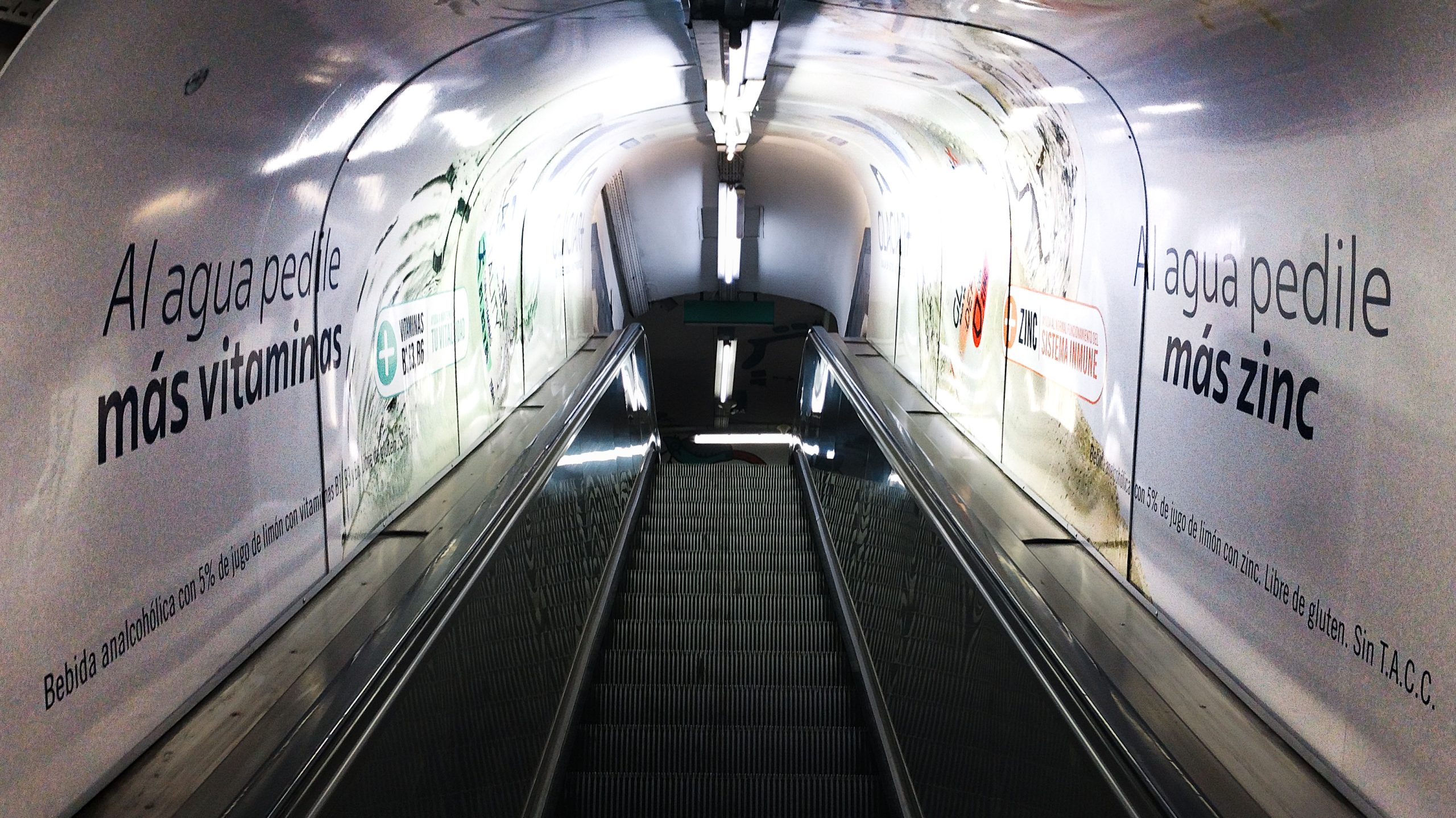 Escalera Tematizada - Subte