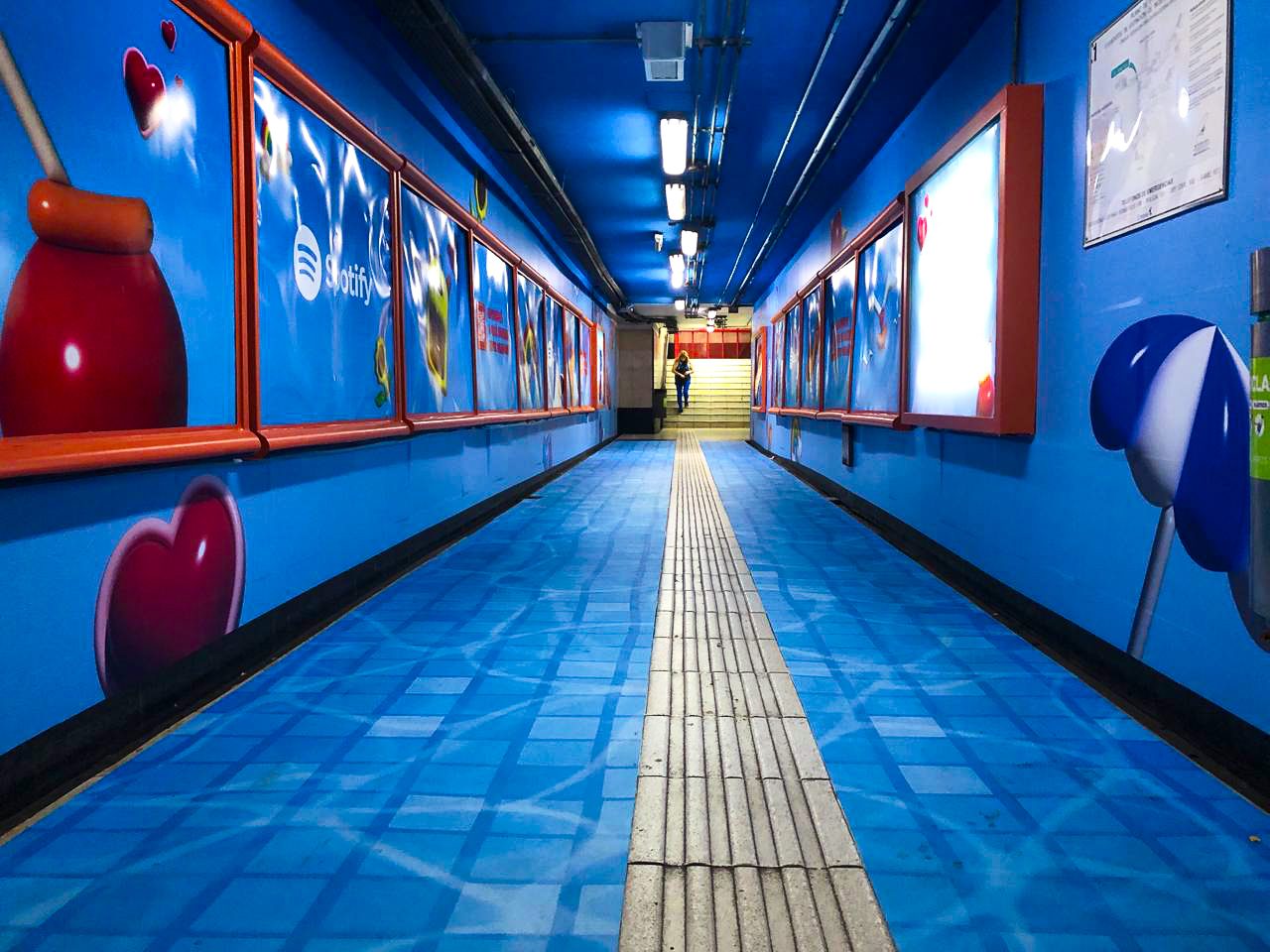 Pasillo Tematizado - Subte