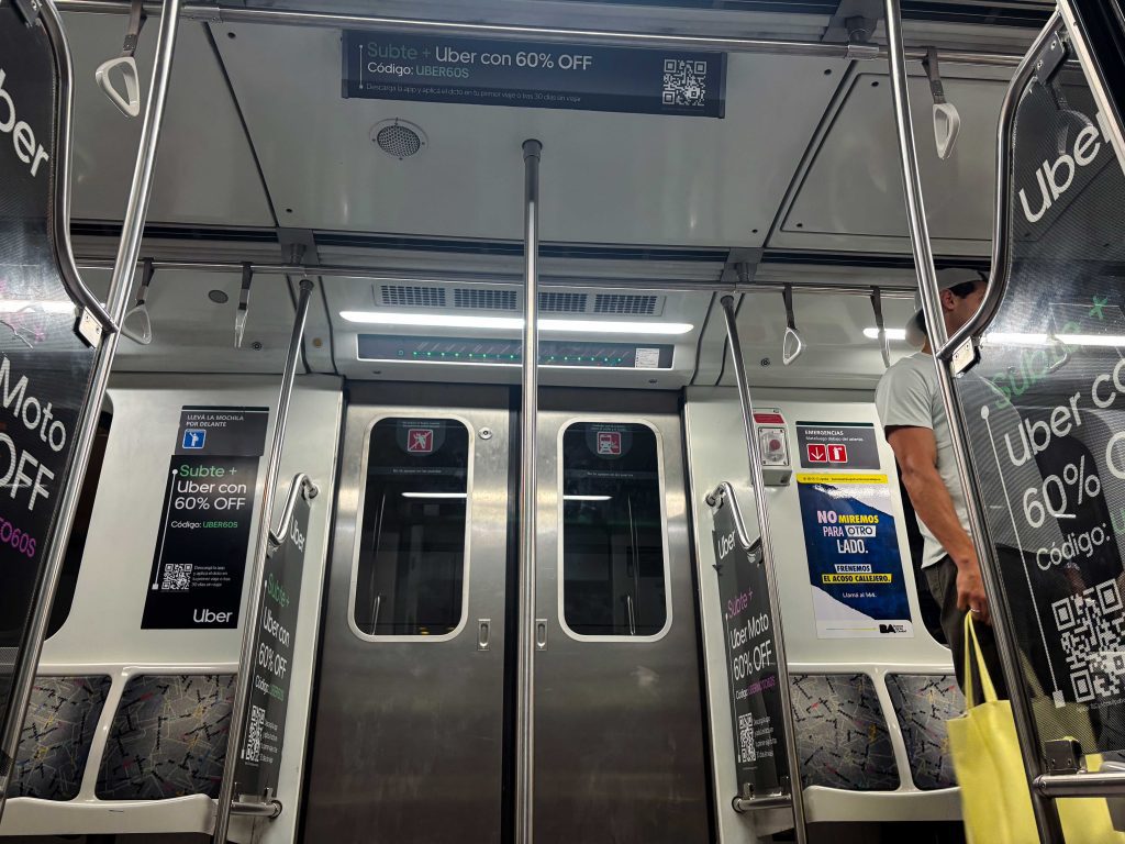 Interior de Vagones - Subte